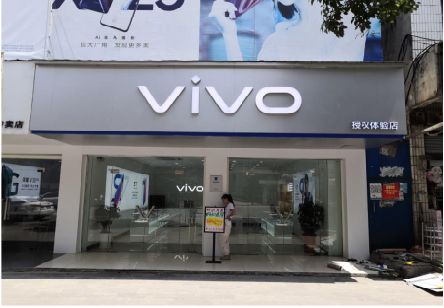  白玉}做一个门店面广告招牌需要多少钱？