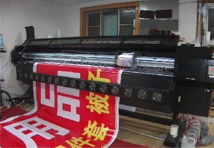  白玉喷绘广告分辨率是多少？